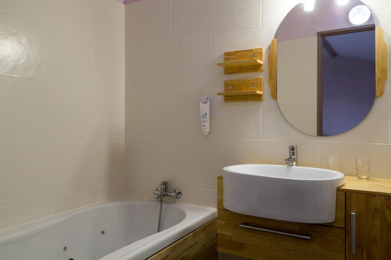 Urban Style, Hotel Le Cheval Noir, Saint-Etienne 外观 照片