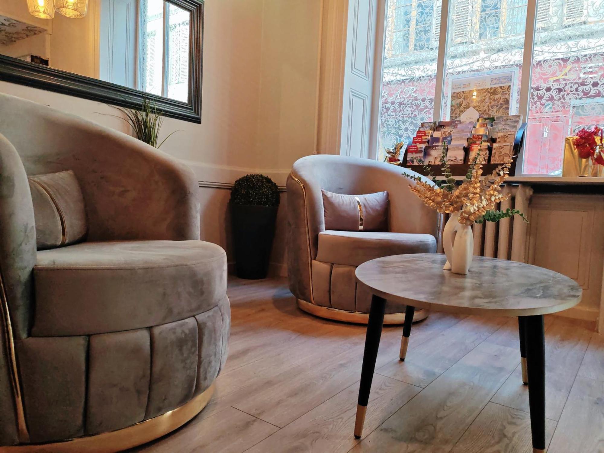 Urban Style, Hotel Le Cheval Noir, Saint-Etienne 外观 照片