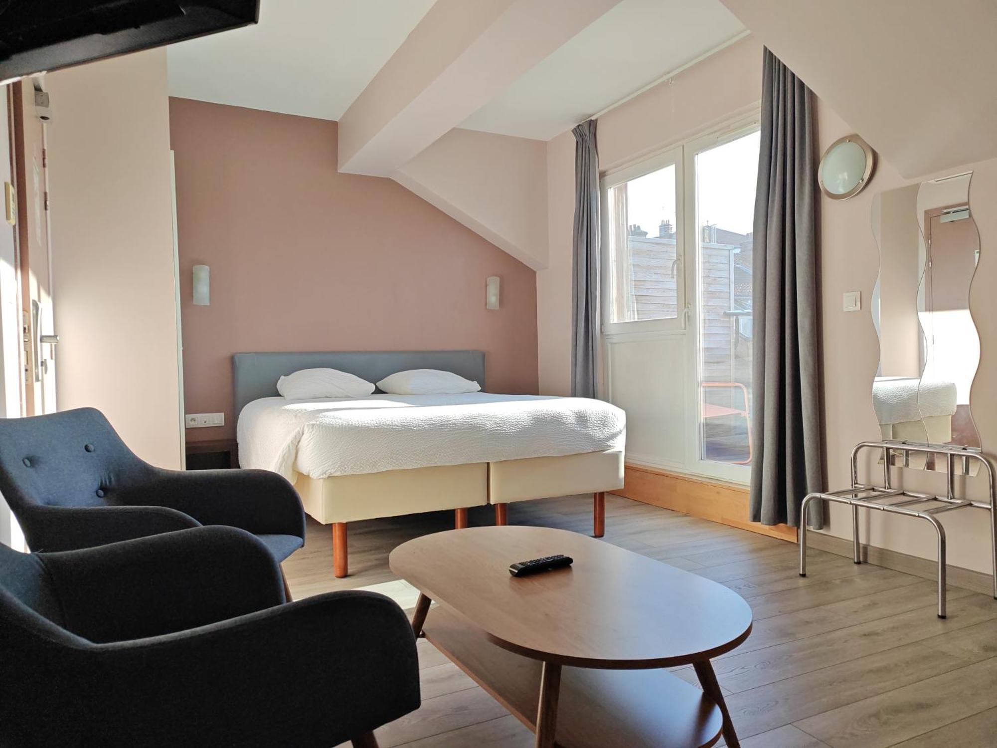 Urban Style, Hotel Le Cheval Noir, Saint-Etienne 外观 照片
