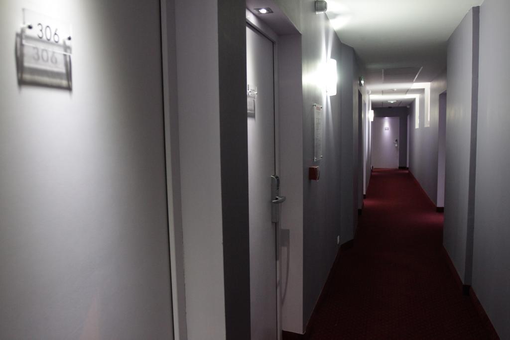 Urban Style, Hotel Le Cheval Noir, Saint-Etienne 外观 照片